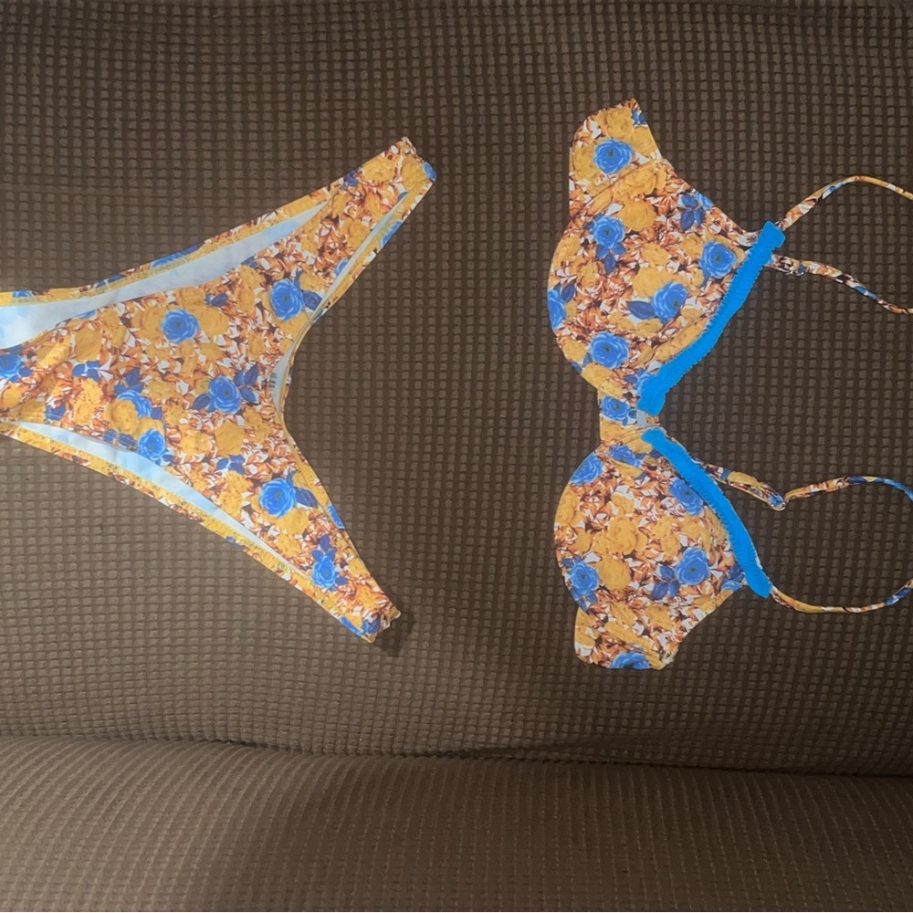 Women’s Yellow & Blue Floral Bikini Set